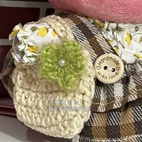 Бежевая небольшая сумка, в цветочек