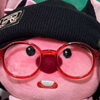 Красные очки из ПВХ