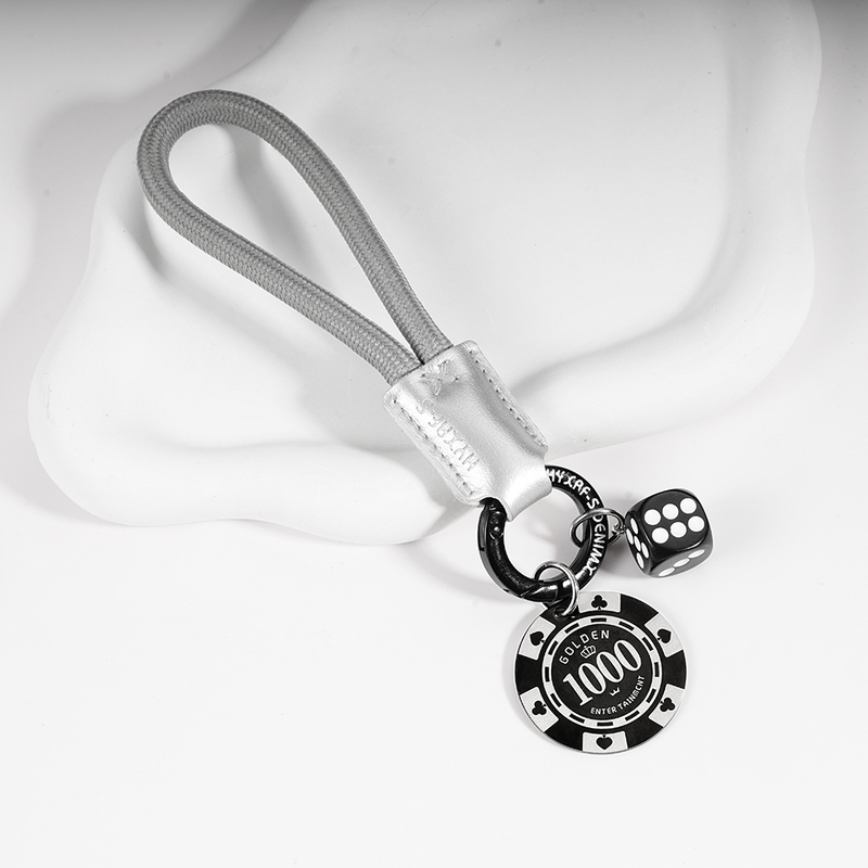 High-End Stainless Steel 35mm Chip Keychain, All-In Bet Style, Trendy and Unique Pendant, Lucky Dice Keychain