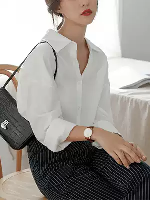 White shirt female design sense small public Fugang flavor coat spring shirt mercerized satin loose Korean professional