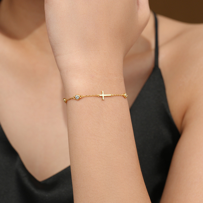 Premium S925 Sterling Silver Amazon Cross Diamond Bracelet for Women, Fashionable Ins-Style, Popular in Europe and America, Hot-Selling Jewelry Premium S925 Sterling Silver Amazon Cross Diamond Bracelet for Women, Fashionable Ins-Style, Popular in Europe and America, Hot-Selling Jewelry