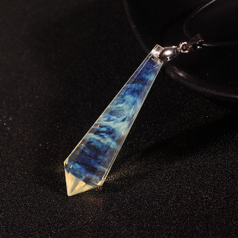 Natural crystal pendant yellow crystal hearty swing single tip 12 face pendant drip-shaped pendant necklace male and female gift new