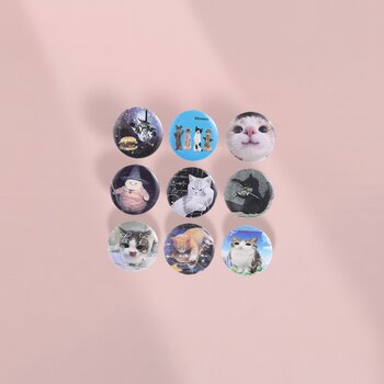 New cat badge 2026, internet celebrity same fun cat face brooch, student bag accessories