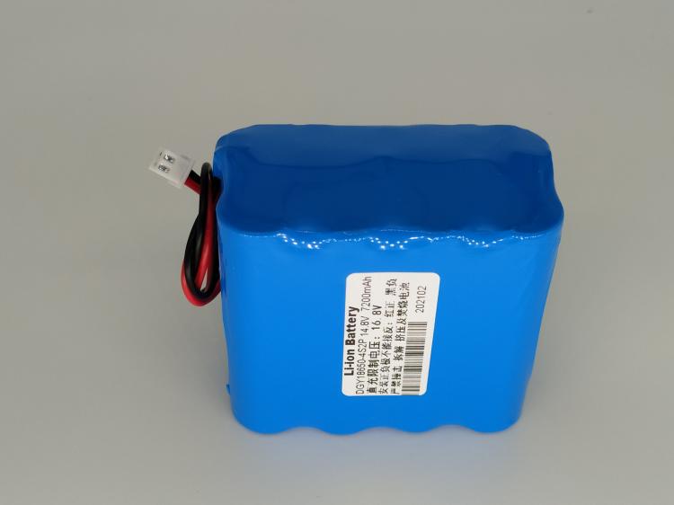 18650 Lithium Battery Group 14 14 8V Sound Solar LED Lamp 3 7V Charging 4 2V Large Capacity