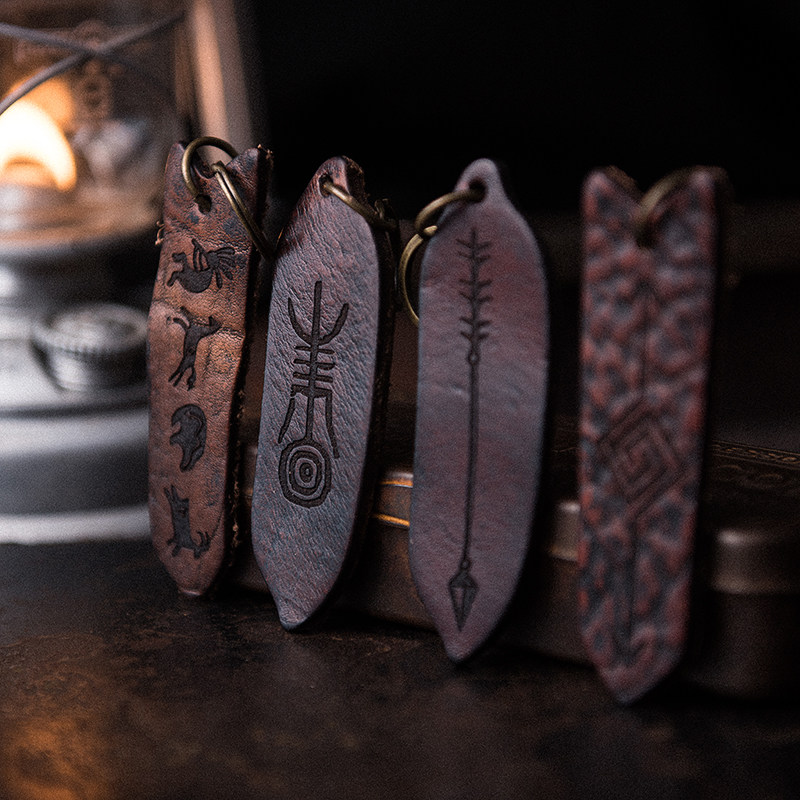 Retro totem keychain bag pendant super thick leather