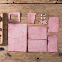 Красный набор материалов