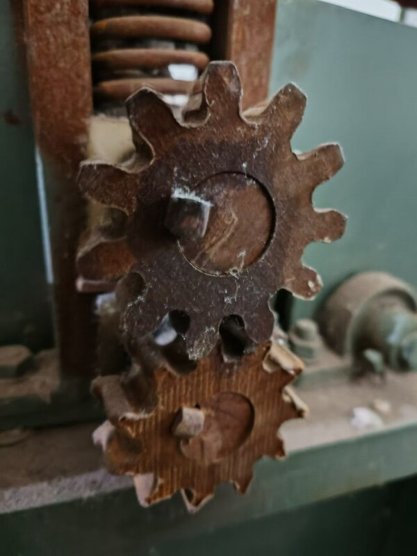 High-Temperature Quenching and Thickened 2cm Spring Flower Machine Roller Gear, 10Th Gear, 11Th Gear, 12Th Gear, Inner Hole 18 High-Temperature Quenching and Thickened 2cm Spring Flower Machine Roller Gear, 10Th Gear, 11Th Gear, 12Th Gear, Inner Hole 18