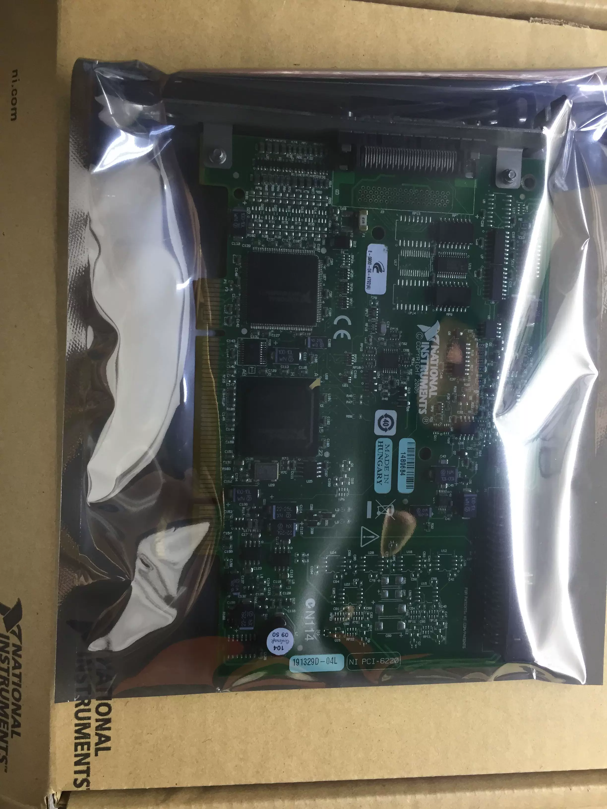 Оригинальная подлинная карта сбора данных Ni PCI-6220, многопрофильное I/O оборудование SF SF