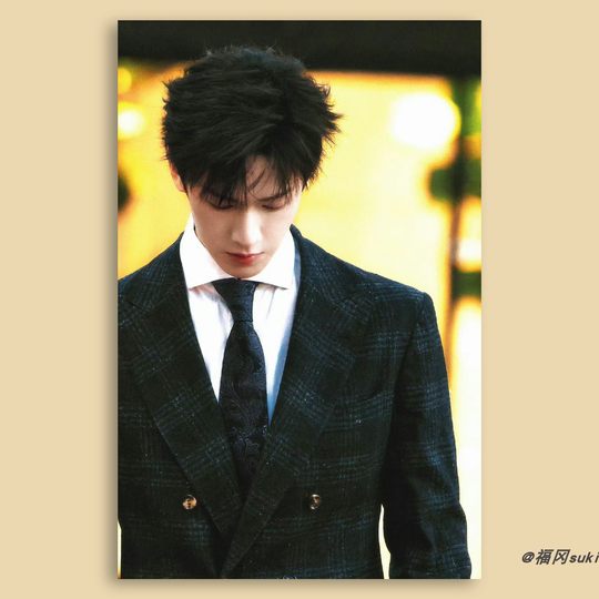 Li Yunrui Poster, Wandaufkleber, Promi-Peripheriegeräte, Tapetenkollektion für Zimmer, Schlafzimmer, dekorative Gemälde, Unterstützungsgeschenke (3)