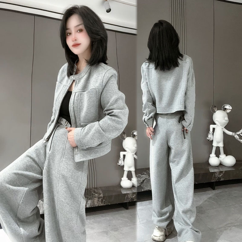 Minimalist Style Gray Casual Suit for Women, Spring Cardigan and Wide-Leg Pants Two-Piece Set, Fashionable and Age-Reducing Sportswear Ylj