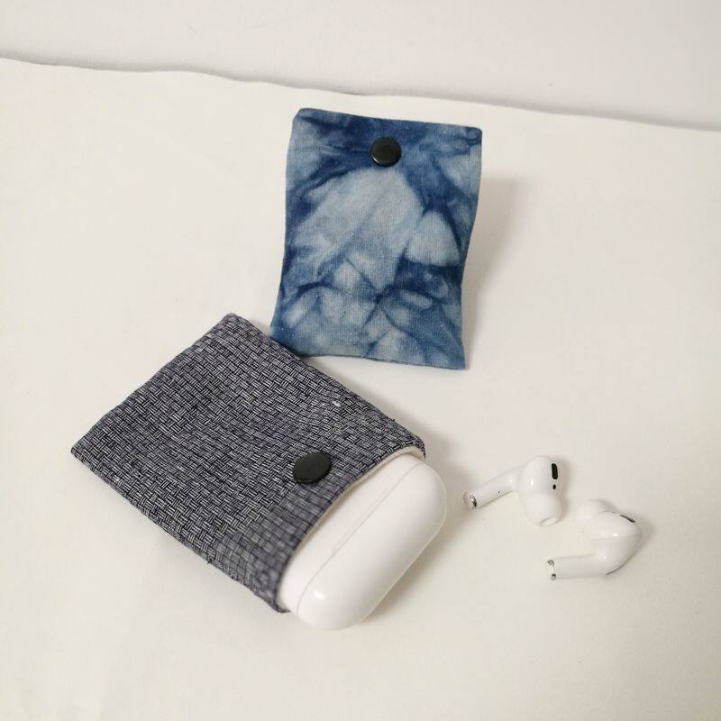 Suitable for AirPods1 2 3rd generation pro wireless bluetooth headset protective case blue cartoon storage bag with hidden buckle