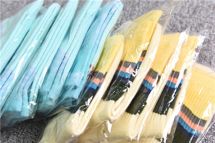Fengyun Quần áo nam Tất tốt sẽ gây nghiện! Vớ thể thao, nam và nữ, ống, cotton, phẳng, mồ hôi, thoáng khí, khử mùi - Vớ thể thao tất nam cổ ngắn