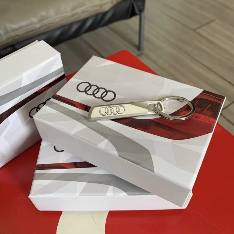 Audi Logo Premium Titanium Alloy Metal Keychain Silver Men's Car-Specific Key Chain Personalized Four-Ring Pendant