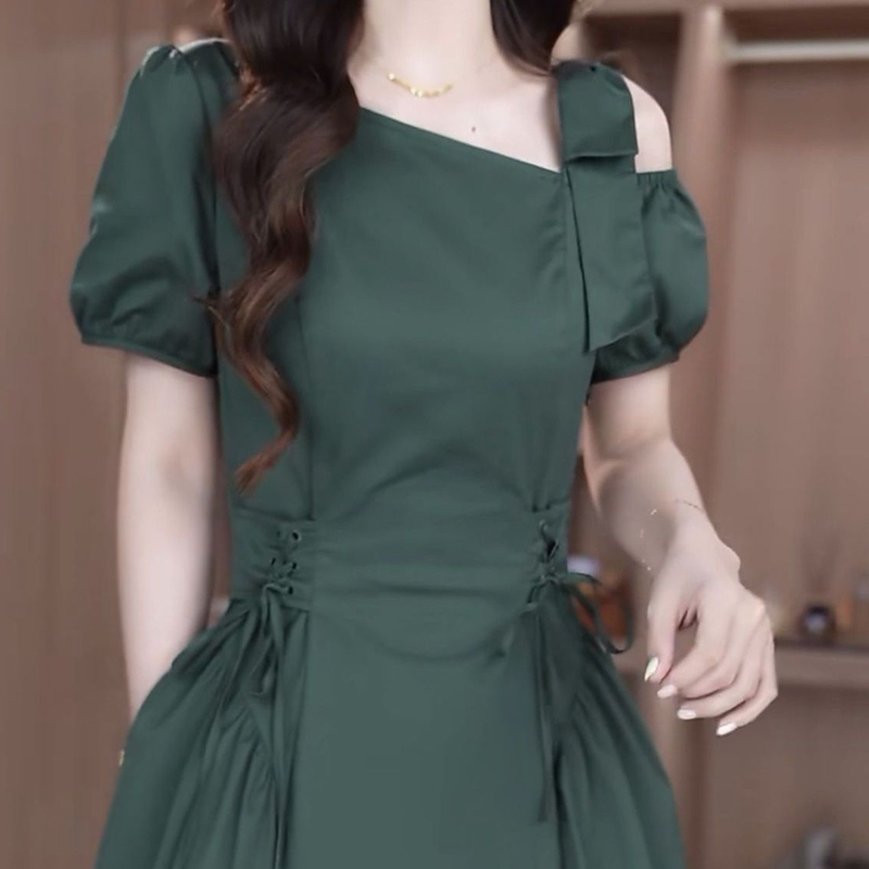 Elegant and Stylish One-Shoulder Dress, 2026 New Popular Fashion, Age-Reducing, Waist-Slimming, Dark Green Dress