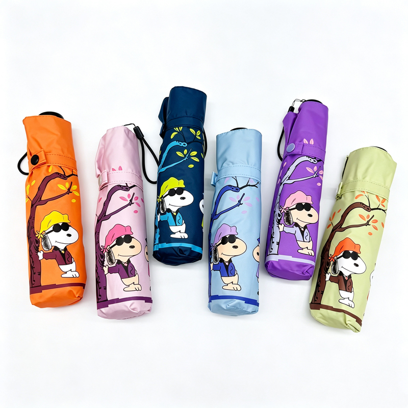 Cartoon Snoopy 70% off Manual Vinyl Sunscreen Umbrella for Adults and Students, Lightweight, Portable, Foldable, Dual-Use for Sun and Rain