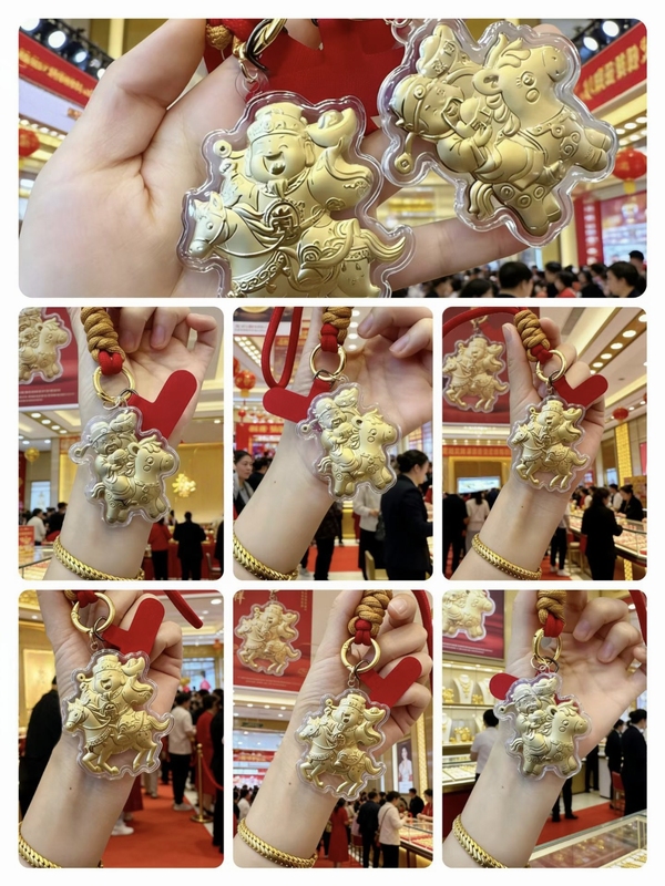 2026 Year of the Horse Pure Gold 999 Keychain for Instant Wealth Mobile Phone Lanyard Bag Pendant New Year Gift 20Mg