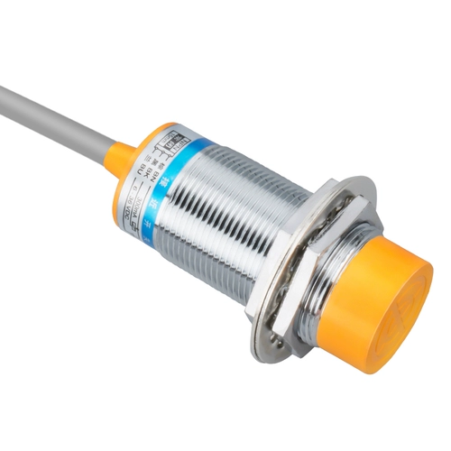 Рядом с датчиком датчика датчика M30 Индуктор 36V PNP Трехстрочный обычно закрытый LJ30A3-15-Z/AY