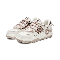 Бежевый (женская модель)