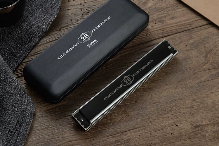 Swan Harmonica dành cho người lớn chuyên nghiệp nam và nữ 28 lỗ đa âm nhấn chơi giai điệu piano giai điệu mới bắt đầu nhạc cụ tiên tiến - Nhạc cụ phương Tây kèn trombone