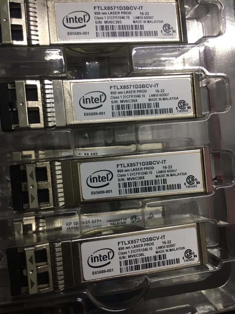 FTLX8571D3BCV-IT FTLX8571D3BCV-IT E10GSFPSR Intel10G 300M Intel10G X520-DA2 10,000 trillion Module