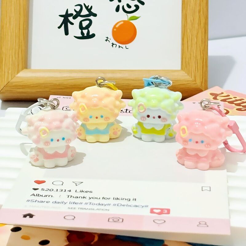 Soft and Cute Three-Dimensional Little Sheep Keychain, Cute Cartoon Bag Pendant for Students, Couple, Best Friend Gift Ornament