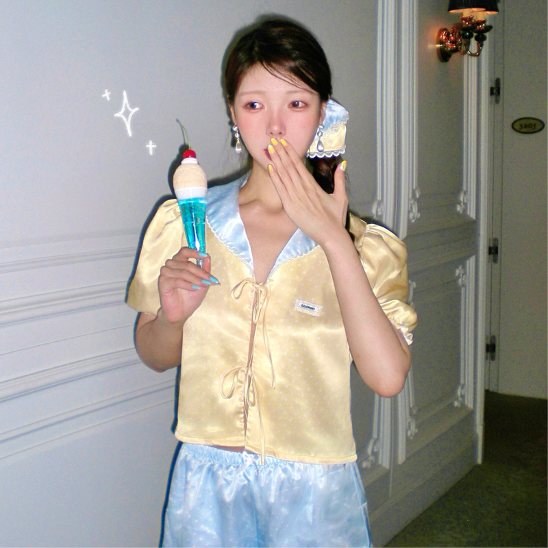 Lilinini Blue and Yellow Polka Dot Doll Collar Puff Short-Sleeve Can Be Worn Outside Home Wear Summer Satin Pajamas Two-Piece Set