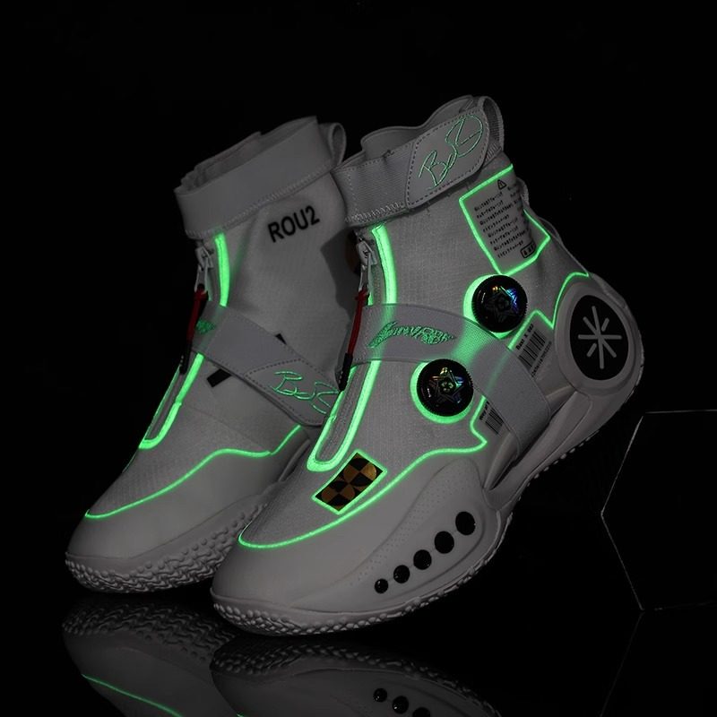 Wade 9 Gray Children's Basketball Shoes for Boys 2026 Practical Non-Slip Wear-Resistant Carbon Plate Sports Shoes Children's Sneakers with Sound