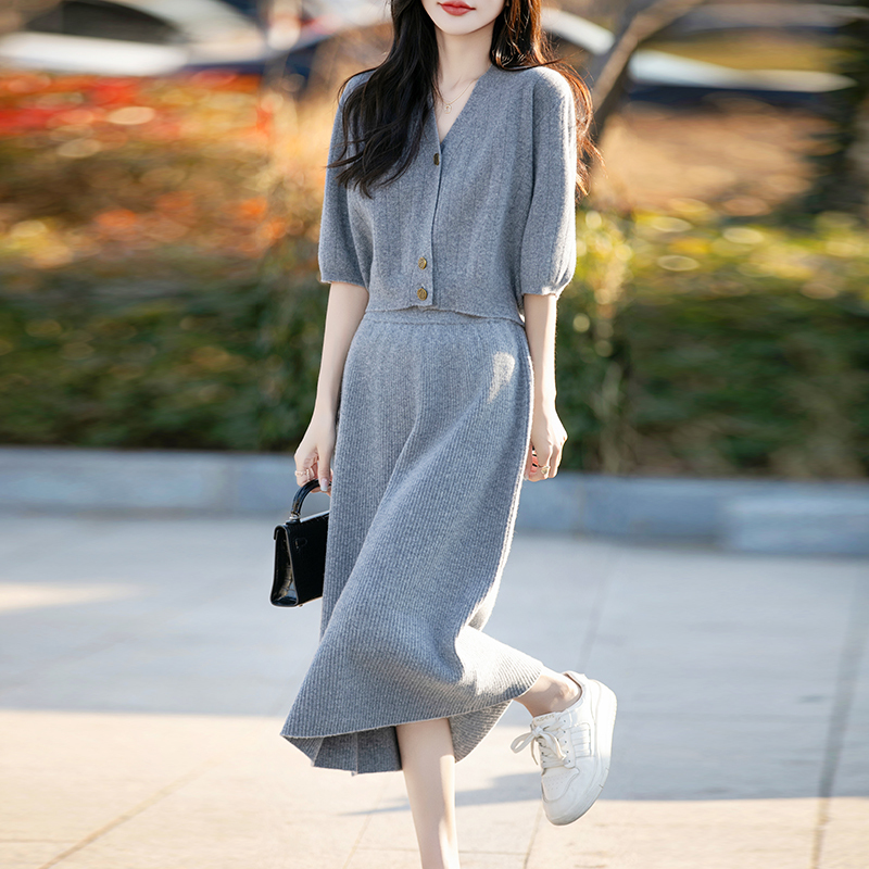 Wool Suit, New Gentle Commuter Style Knitted Suit for Women, V-Neck Mid-Sleeve Cardigan, Skirt, Two-Piece Set, Mid-Length