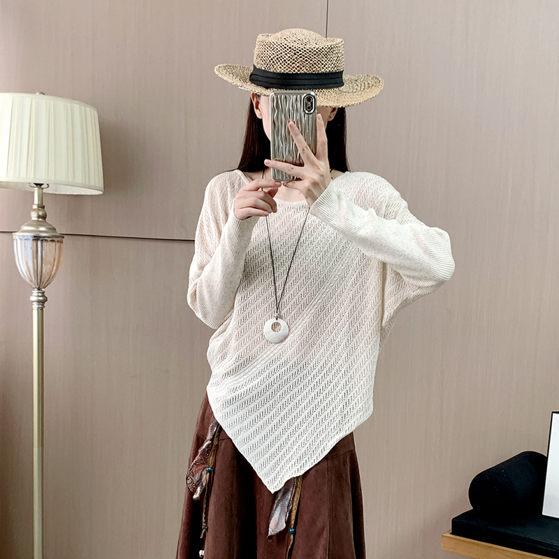 Lazy Style Hollow-Out Batwing Sleeve Knit Sweater for Women, Autumn and Winter Loose Fit, Slimming, Irregular Versatile Design, Long-Sleeve Top Lazy Style Hollow-Out Batwing Sleeve Knit Sweater for Women, Autumn and Winter Loose Fit, Slimming, Irregular Versatile Design, Long-Sleeve Top
