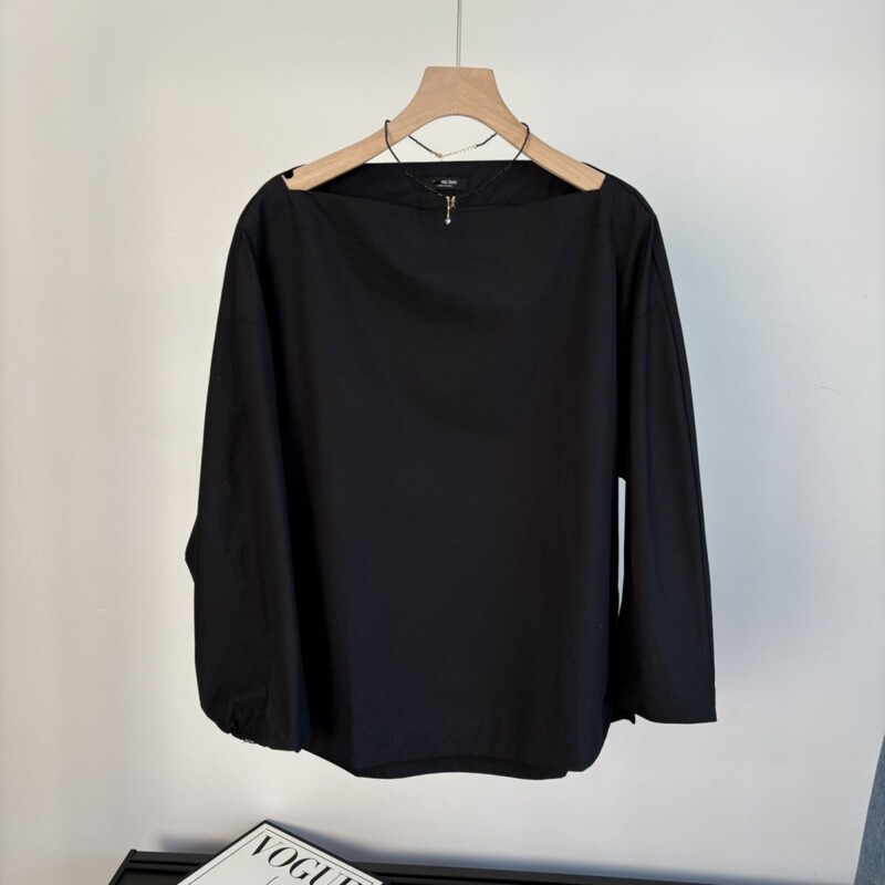 Yizuo Spanish Niche Design Boat Neck Asymmetrical Shoulder Pure Cotton Shirt, Tummy-Covering, Three-Quarter Sleeves, Loose Fit, Commuter Style