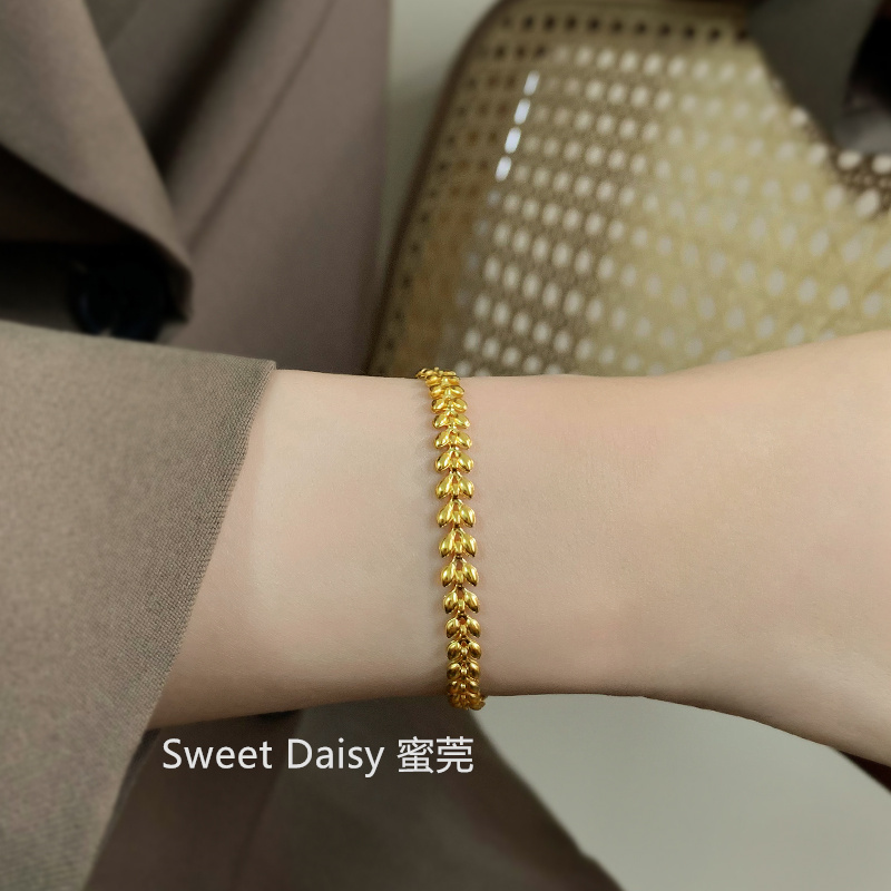 High-Quality Non-Fading Titanium Steel Bracelet, Goddess-Style French Wheat Spike Gold Fashion Gesture Bracelet, Summer Exquisite Forest Style Same Model