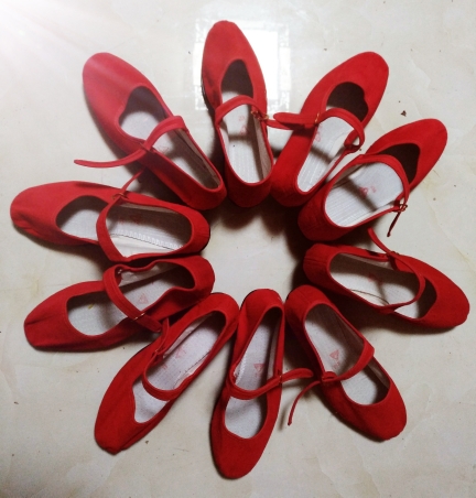 One word with a cloth shoe red heel (original one of the old one) -Taobao