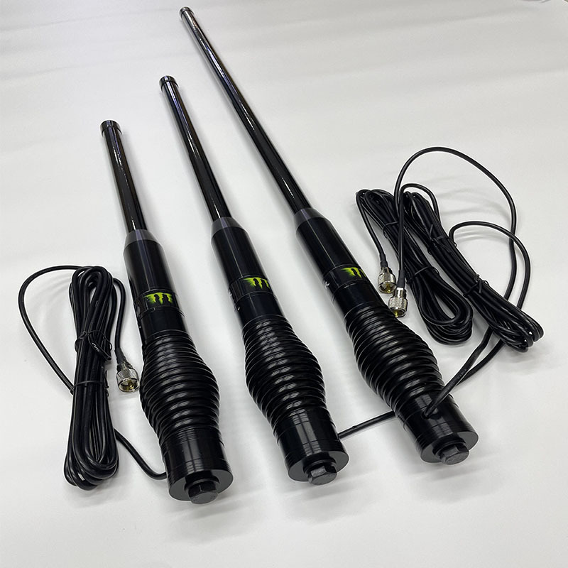 Off-Road Vehicle with Additional Signal Booster Antenna, Vehicle-Mounted Intercom, and Large Black Modified Antenna