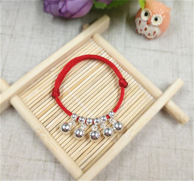 Xixi 925 Silver Bell Bracelet Baby Baby Child Child Rattle Red string Hand Rope Anklet Three Bells - Vòng chân