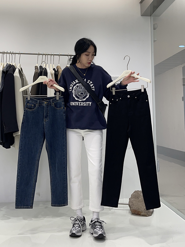 wipelia Chen Ji Children's white jeans 2021 Spring new small straight cylinder loose display slim 90% pants w05-21