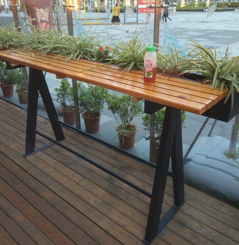 Столковое дерево балковое бар на столе кофейня выпить молоко чай магазин батон