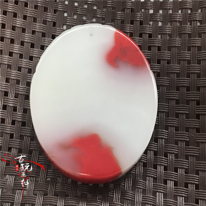 Ming và triều đại nhà Thanh treo cao cổ ngọc bích mảnh gà máu ngọc bích đỏ đá ngọc trắng ngọc bích cổ ngọc bích ngọc bích mặt dây chuyền vong cam thach