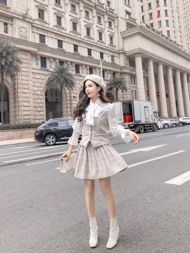 DABI 韓系蝴蝶結拼接百褶裙套裝長袖裙裝 DABI 韓系蝴蝶結拼接百褶裙套裝長袖裙裝