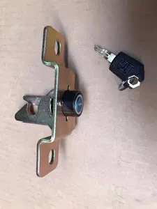[挖土机配件CAT卡特E305 305.5 306 307 308E2后盖锁 引擎盖锁]