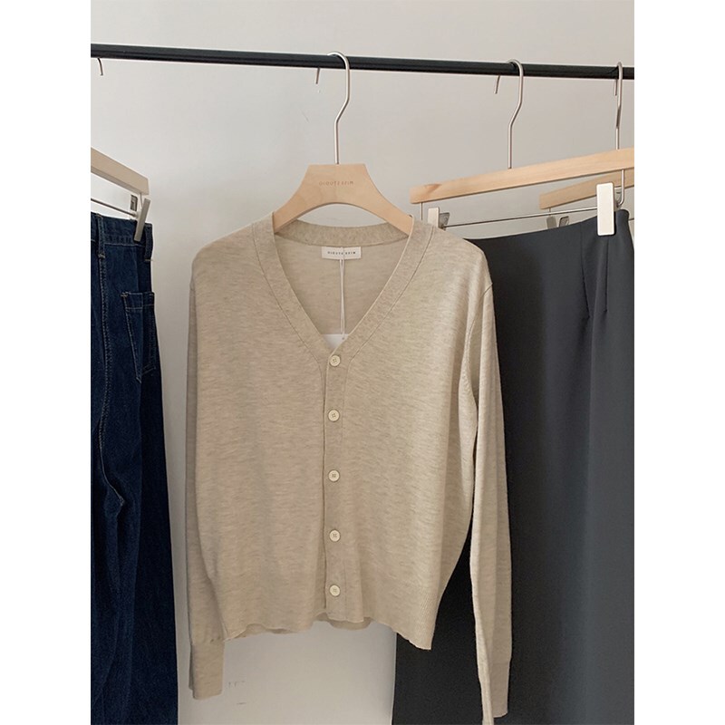 Korean-Style High-End Floral Apricot V-Neck Knitted Cardigan for Women, Spring and Autumn Long-Sleeve Short Outerwear, Thin Blouse Jacket