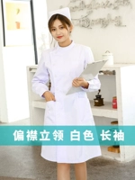 Белый лонгслив, униформа медсестры