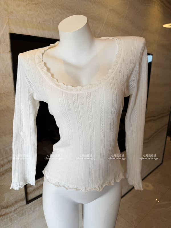Korean-Style Gentle Lace U-Neck Knit Sweater for Women, Hollow Jacquard Slim-Fit Waist-Cinching Long-Sleeve Pure Desire Base Top Korean-Style Gentle Lace U-Neck Knit Sweater for Women, Hollow Jacquard Slim-Fit Waist-Cinching Long-Sleeve Pure Desire Base Top