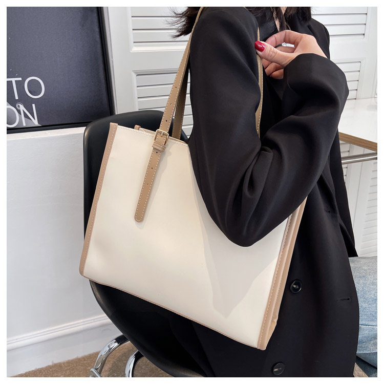 Women's Designer Tote Bag With Textured Pu Leather Shoulder Strap_voghion.com