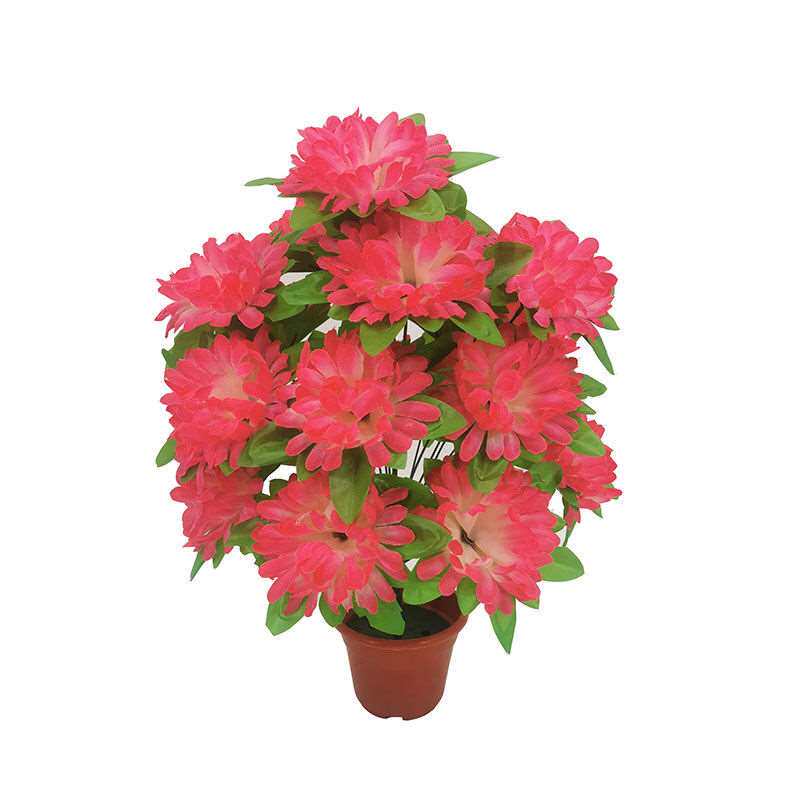 Simulation of 18 chrysanthemums offering sacrifices to sweeping tombs and placing plastic bouquets in front of graves in Qingming tombs to pay homage to fake flowers