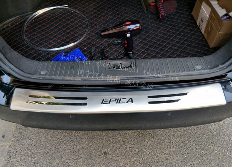 07-13 Chevrolet New Scene rear stainless steel stainless steel special after - bar tail door pedal modified brightness bar