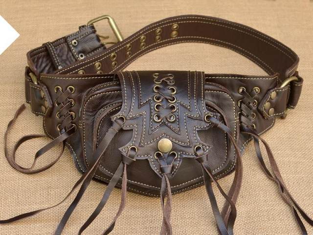 Medieval Waist Bag European and American Retro Belt Hip Bag for Men and Women with Tassels, Rivets, and Zipper, Suitable for Horse Riding, Knights, and Hippies