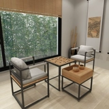 Шахматные таблицы и комбинация стул Двойной шахматной доски Двойной и маленькой настройки партии журнального столика