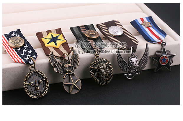 Phiên bản tiếng Hàn của huy hiệu retro British College gió huy chương huy chương kim loại ruy băng kim loại Hàn Quốc trâm cài đầy đủ trâm cài áo cao cấp