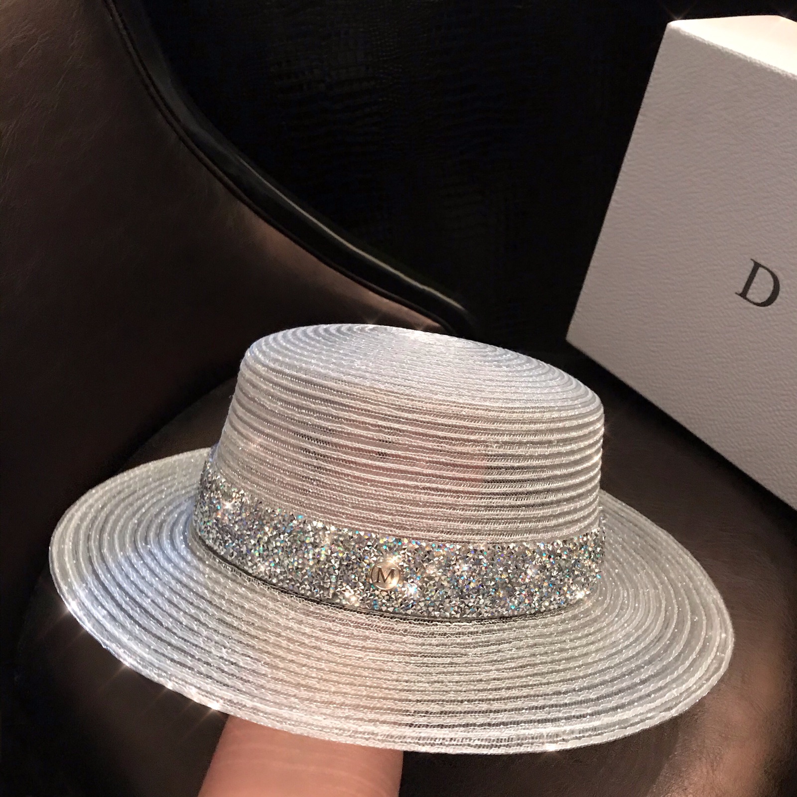 French custom summer ladies sunhat M Pets resistant UV sunshade hat out of the grass hat 100 lap beach hat