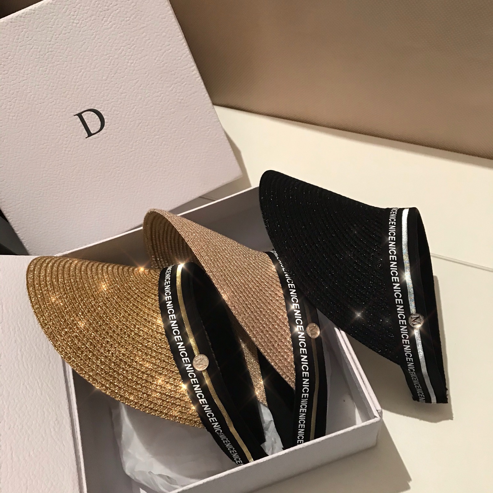 French M-word sequined sun hat female summer Korean version of the wild top straw hat travel without top headband sun hat